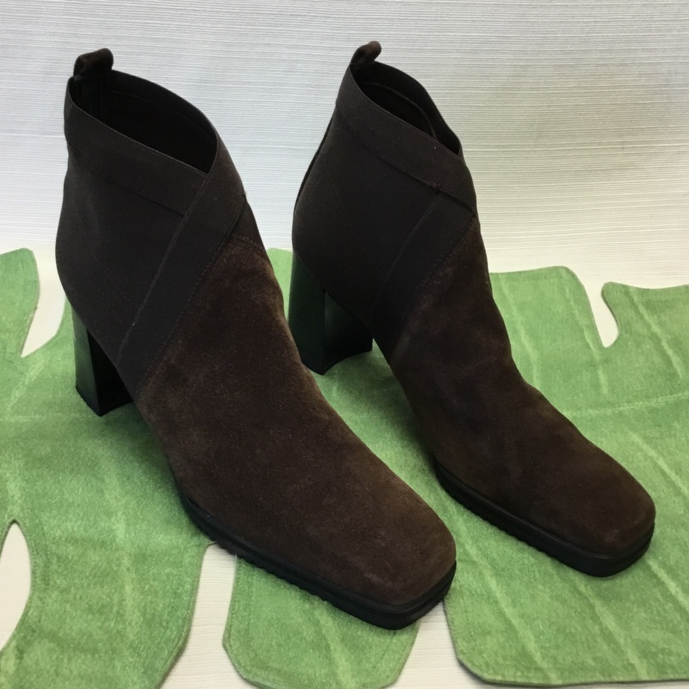 Stuart Weitzman Brown Slide On Booties - Picture 7 of 8